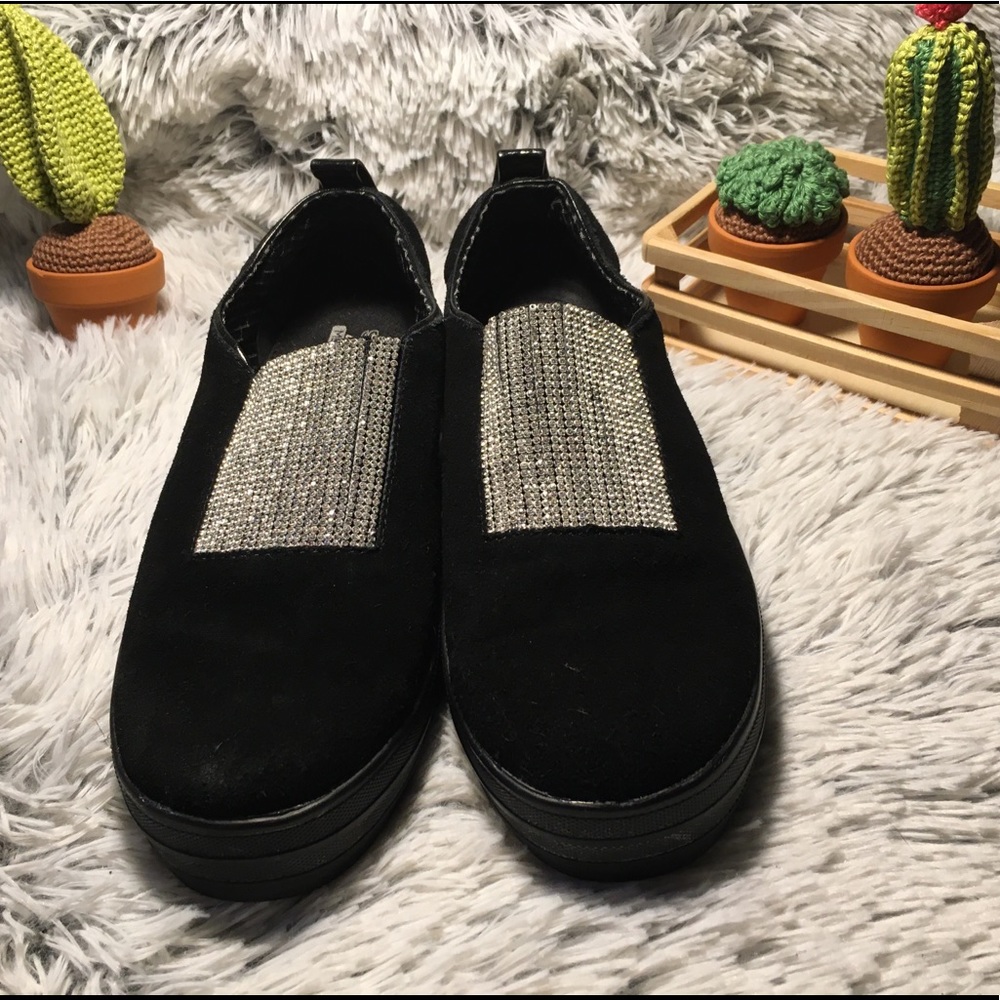 Sketchers Air-Cooled Memory Foam Black Slipons 9.5